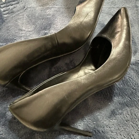 Steve Madden Classic Heel•NWOT - Picture 5 of 6